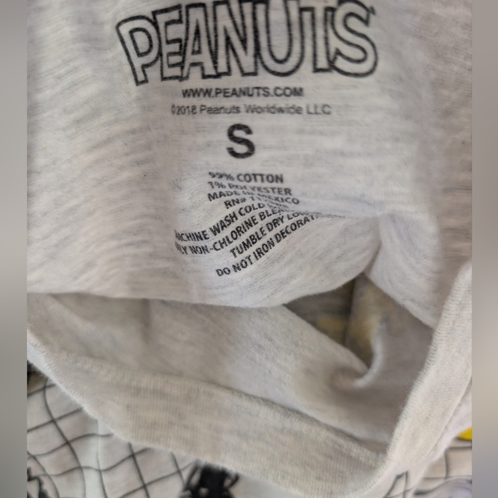Peanuts Gray with Yellow & Black Print - Picture 3 of 5
